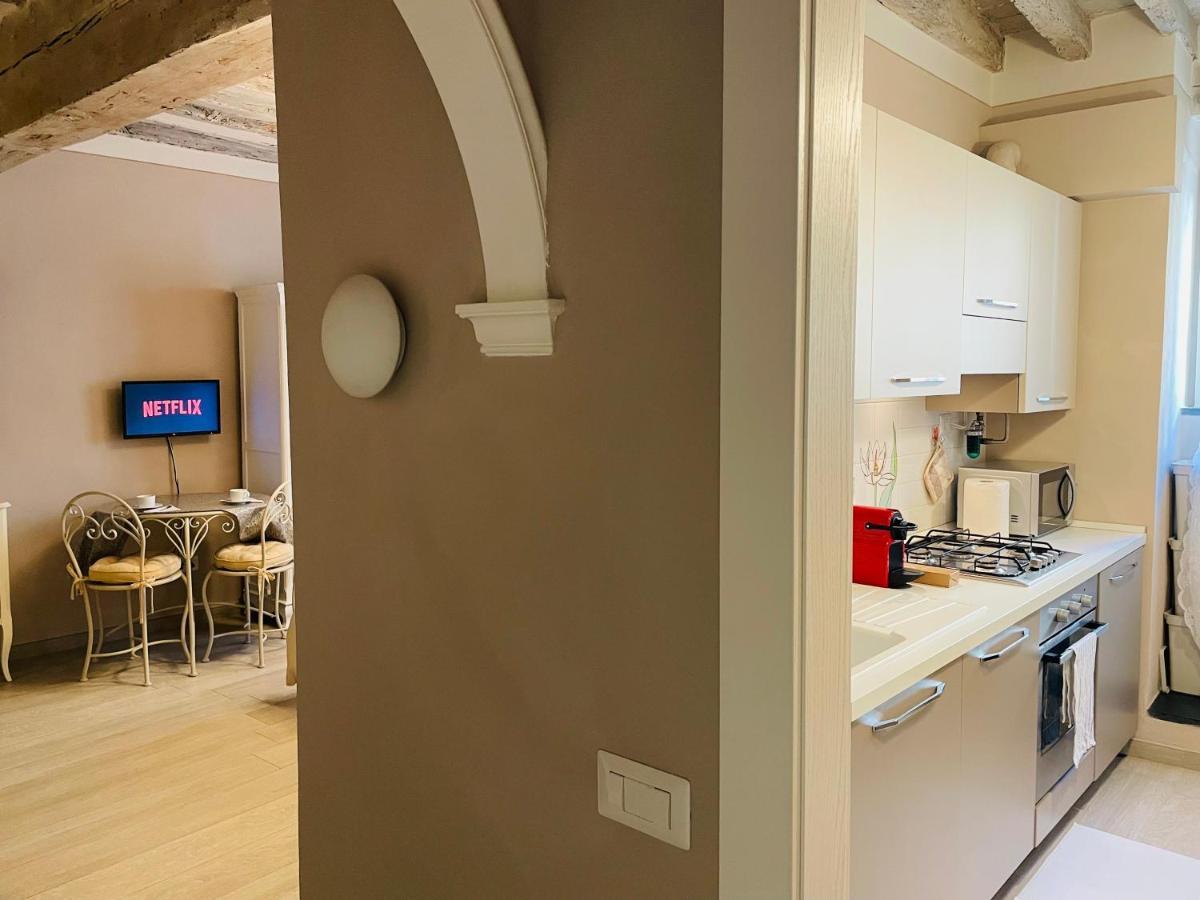 All'Interno Delle Mura Appartamento Con Wi-Fi E Netflix Λούκα Εξωτερικό φωτογραφία